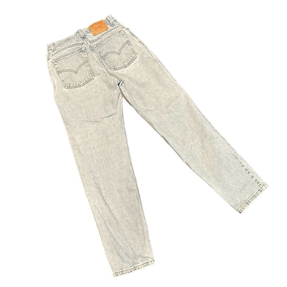 Levi’s 550 Light Wash Relaxed Fit Tapered Leg Jeans Size 10 R… - Picture 6 of 10